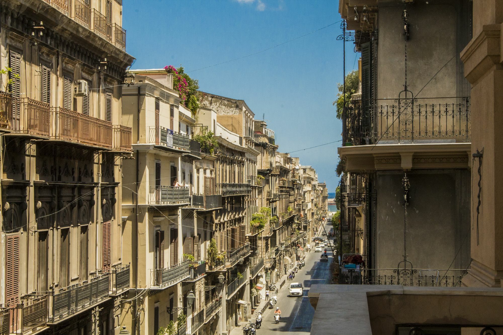 Palazzo Savona Hotel Palermo Exterior photo